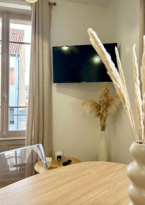 Appartamento Le Petit Rameau - T2 Hypercentre Clermont-Ferrand Esterno foto